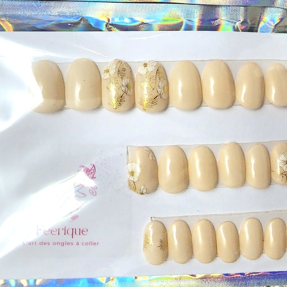 3 sets press on - Picture 4 of 4